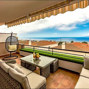 With Spectacular View In Puerto Santiago Apartamento