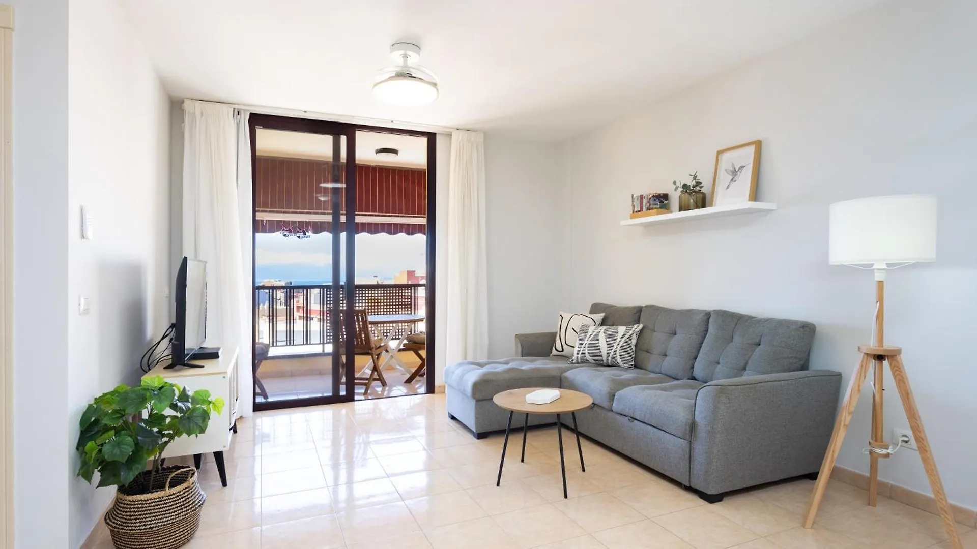 Home2Book Chic Coastal Retreat Playa La Arena Puerto de Santiago