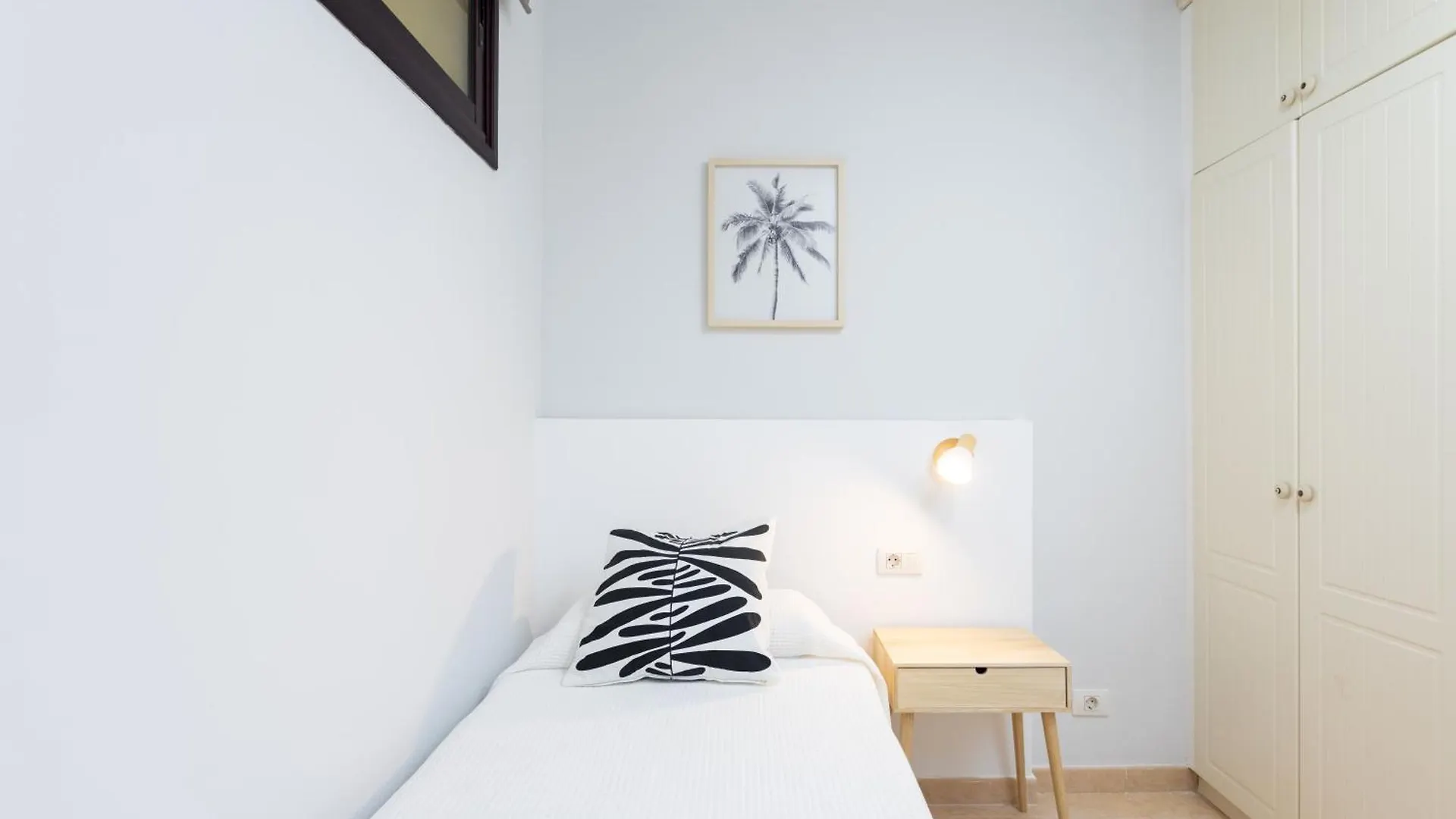 Lägenhet Home2Book Chic Coastal Retreat Playa La Arena Puerto de Santiago  Spanien